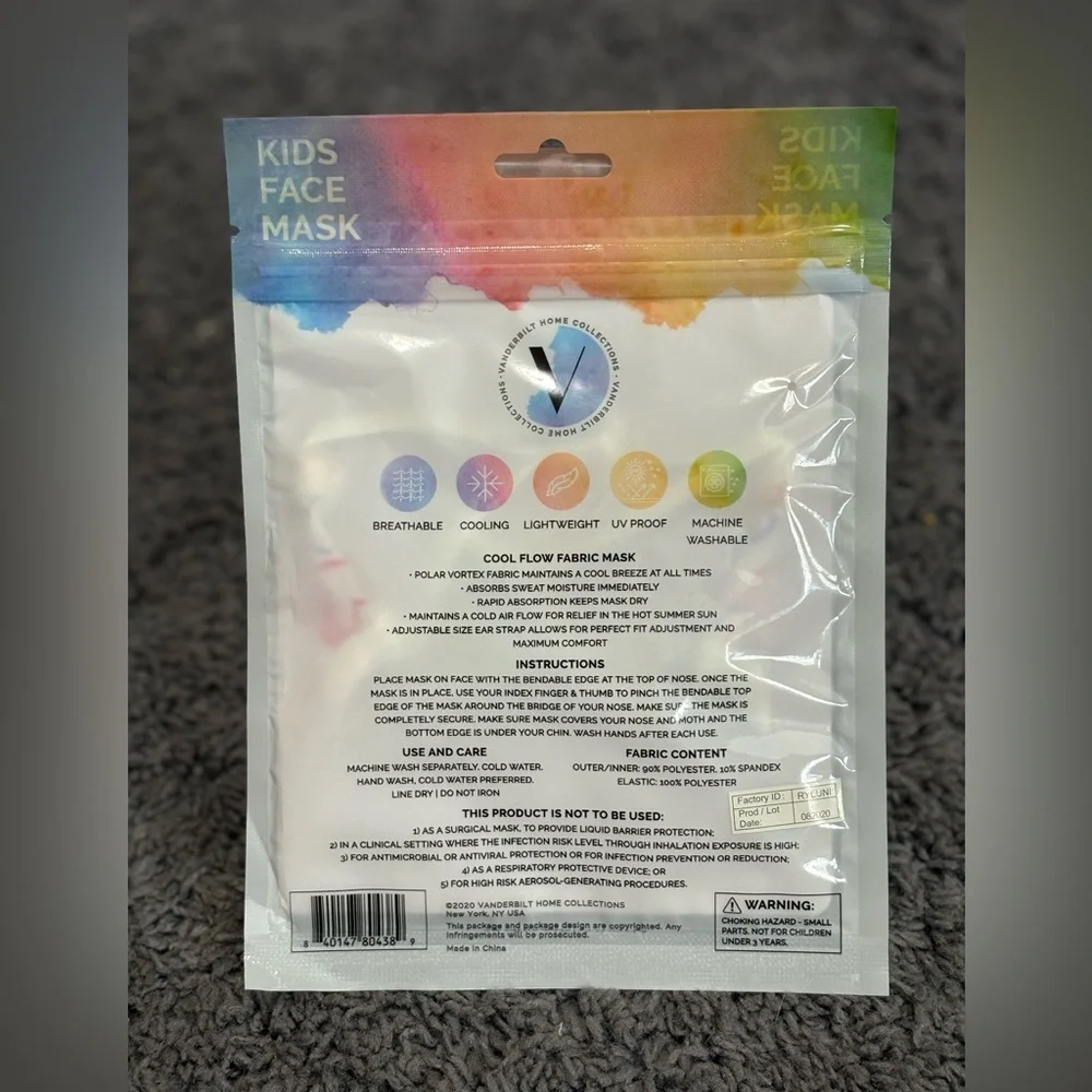 NWT Vanderbilt Kids Face Mask - hearts design - cool flow fabric